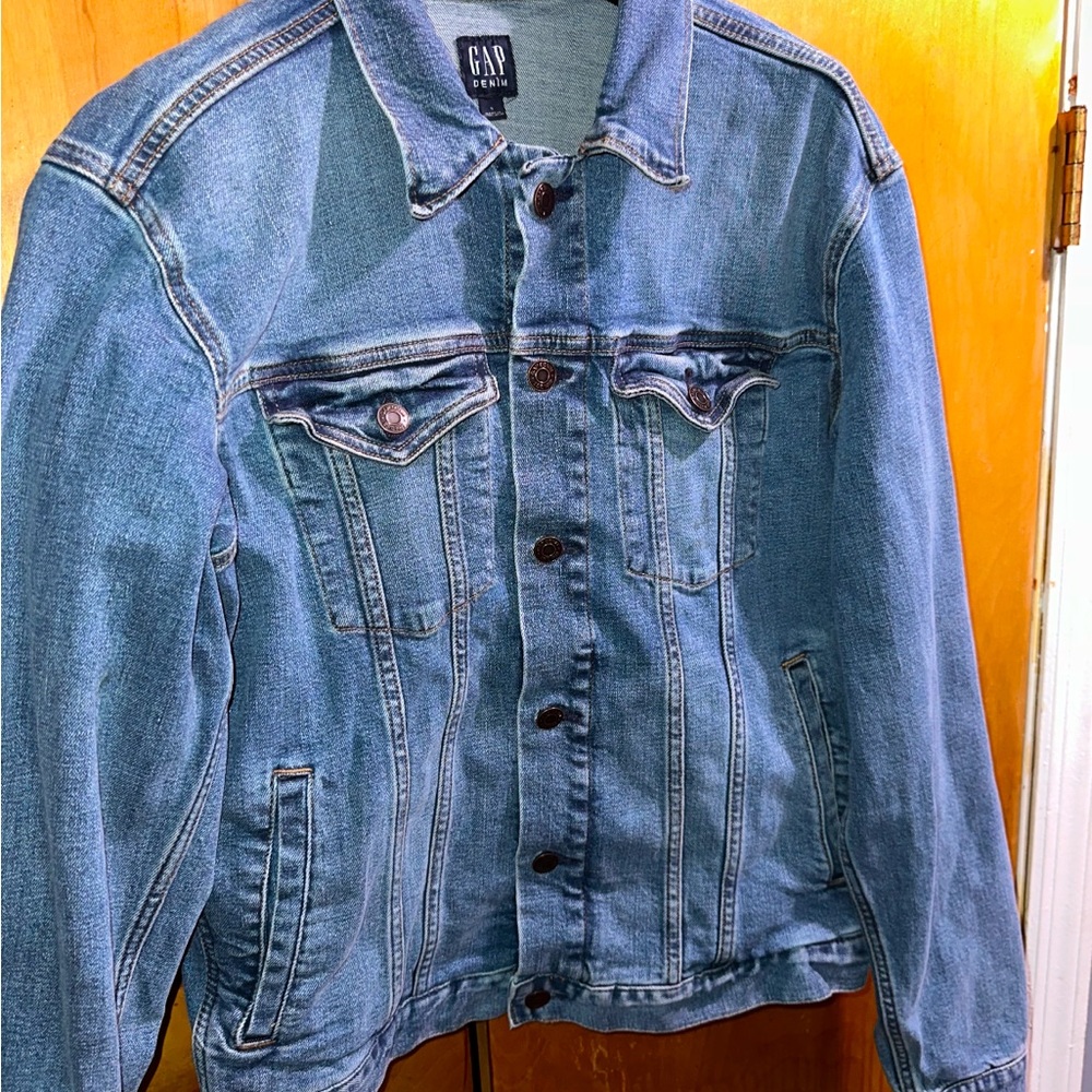 GAP Women’s Blue Denim Jacket